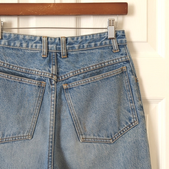 Gap 90's Vintage Classic Medium Wash High Rise Slim Fit Straight Leg Jeans 9/10 - Picture 12 of 14
